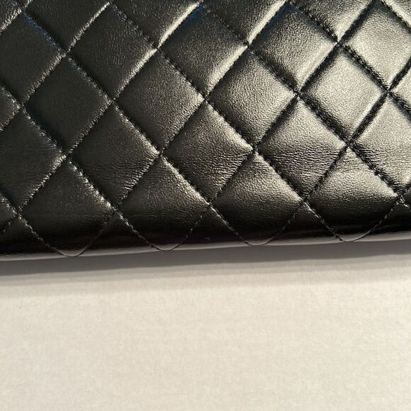 Authentic Chanel Black Zippy Wallet - Picture 16 of 16